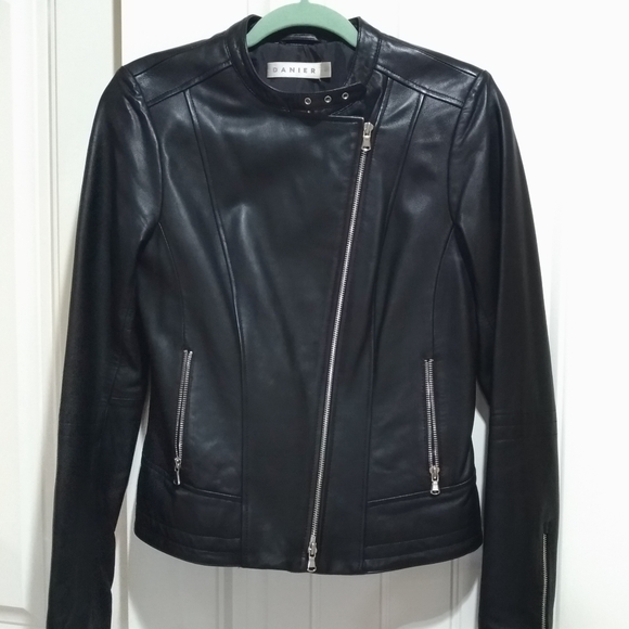 Danier leather jacket - Picture 3 of 5